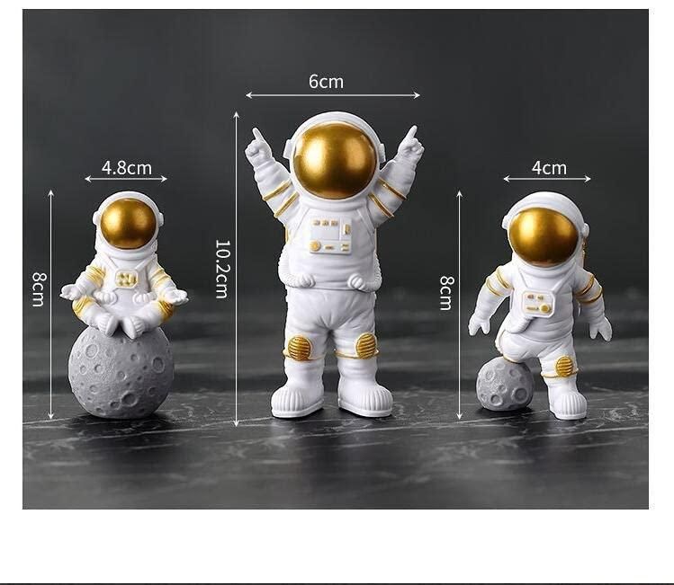 Astronaut Spaceman Statue Ornament.